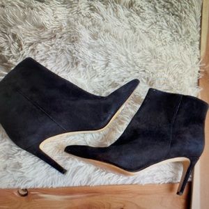 Sam Edelman black suede pointy toe ankle booty